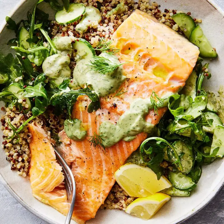 Mouth-Watering Salmon Quinoa Bowl: A Quick and Delicious Dinner in 20 Minutes